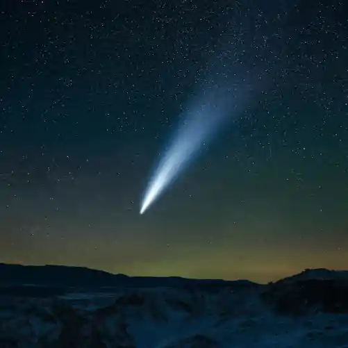 cometa mensajero cósmico 2024